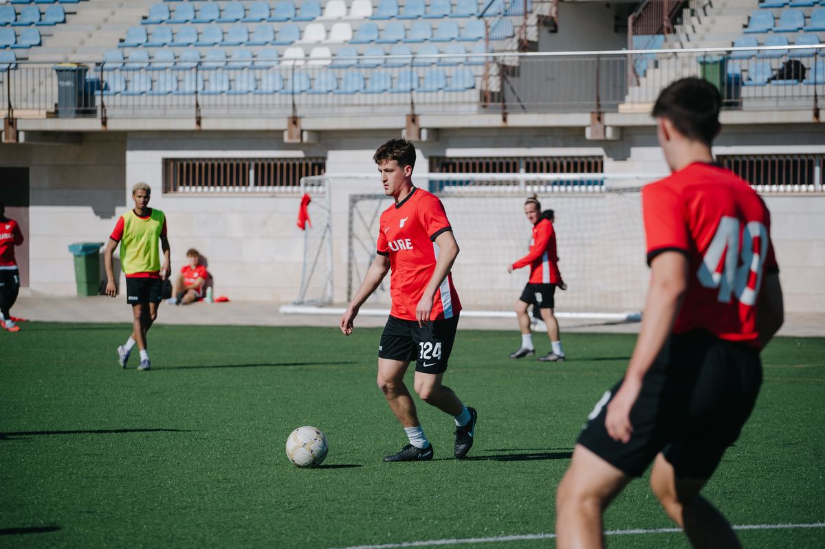 ETURE morning training session